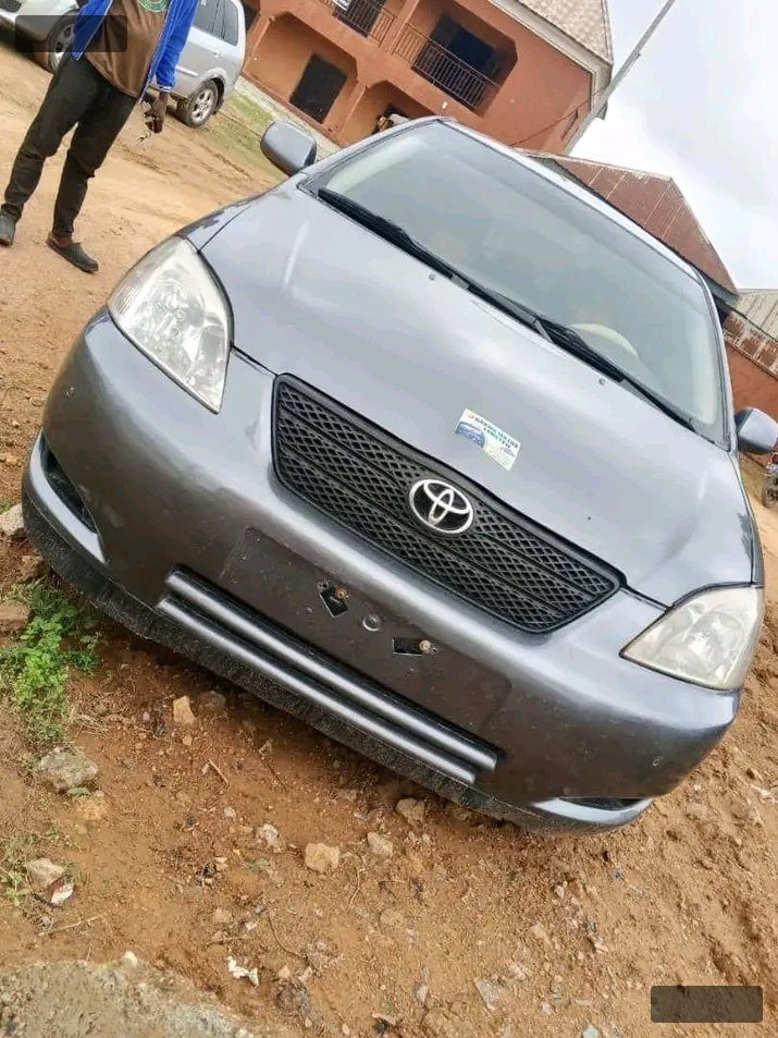 2005 Toyota Corolla โ photo 1