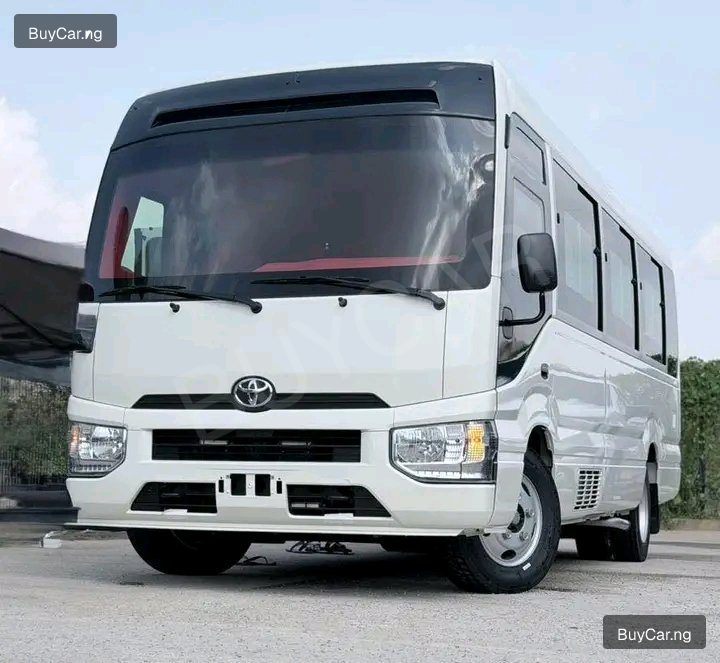 2023 Toyota Coaster — photo 1