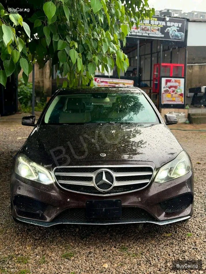 2012 Mercedes Benz E350 โ photo 1