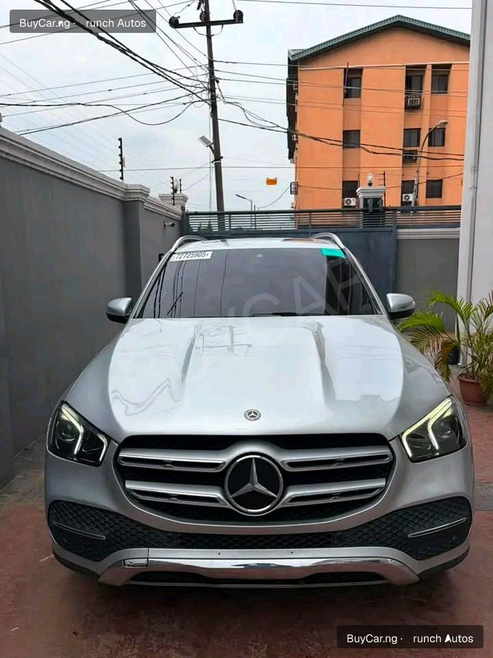 2020 Mercedes Benz GLE350 โ photo 1