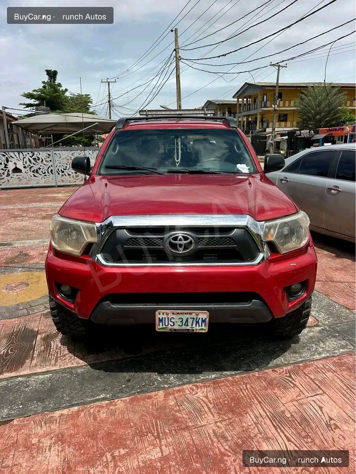2014 Toyota Tacoma โ photo 1