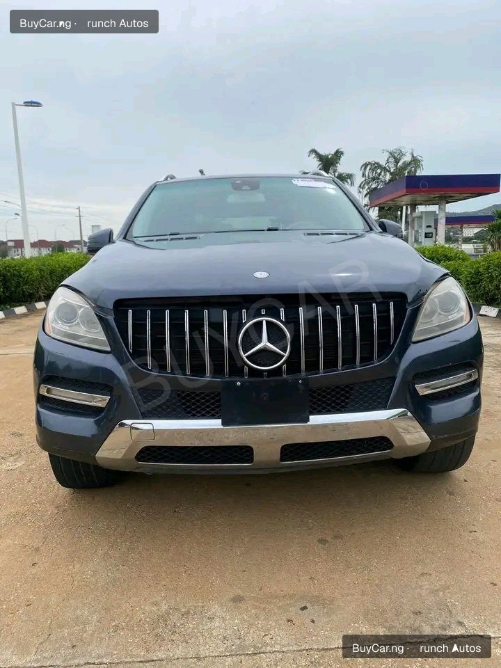 2013 Mercedes Benz ML350 โ photo 1