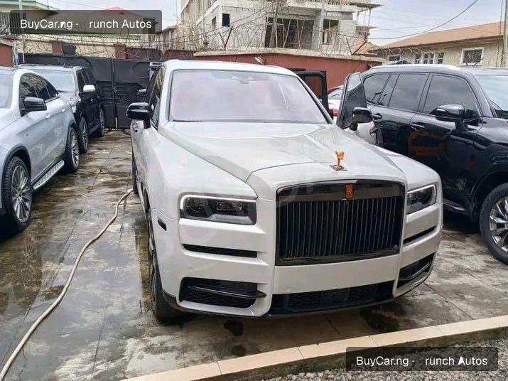 2024 Rolls Royce Cullinan โ photo 1