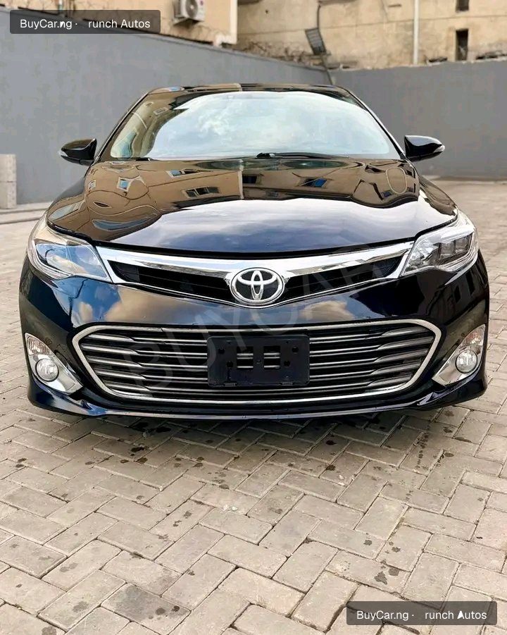 2013 Toyota Avalon โ photo 1