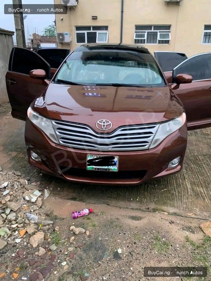 2022 Toyota Venza โ photo 1