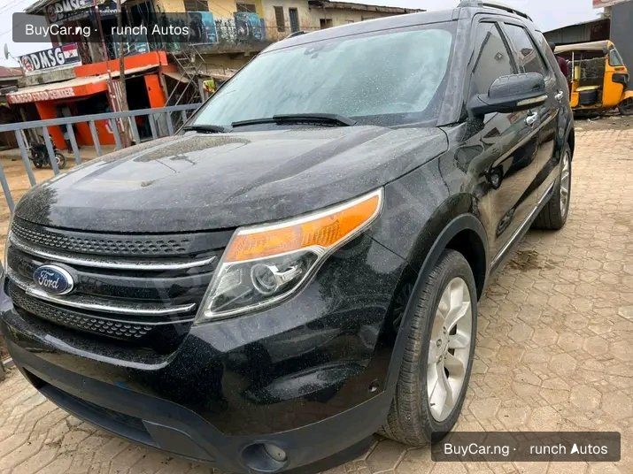 2012 Ford Explorer โ photo 1
