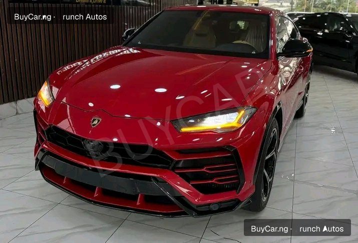 2021 Lamborghini Urus โ photo 1