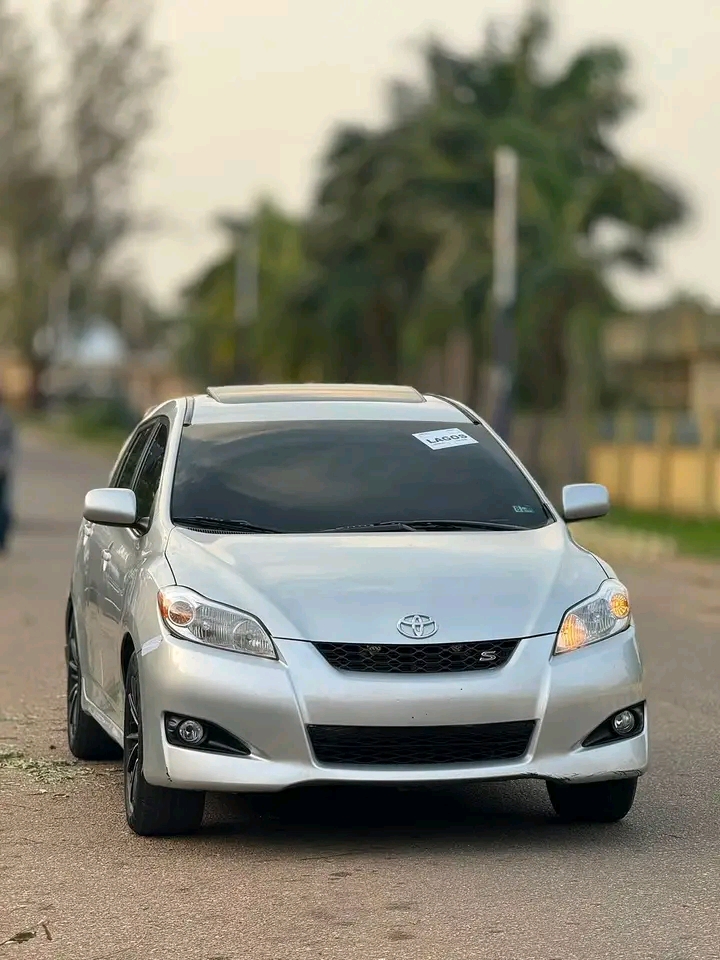 2008 Toyota Matrix โ photo 1