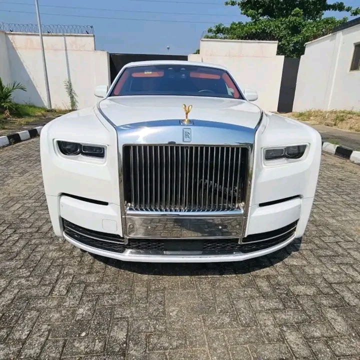 2022 Rolls Royce Phantom