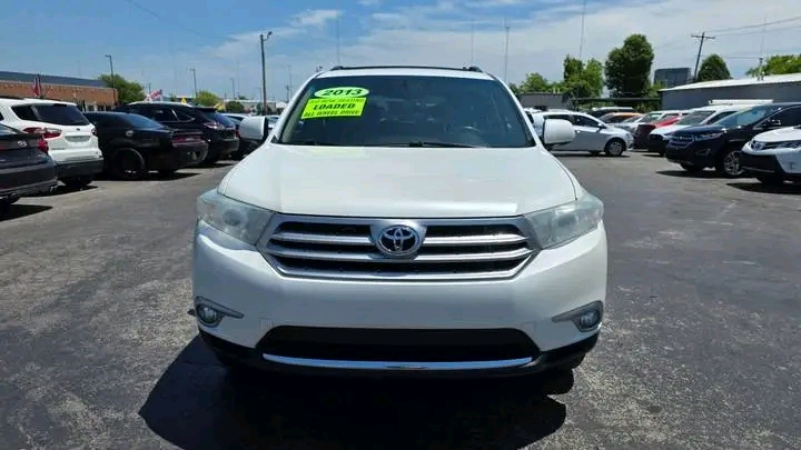 2013 Toyota Highlander โ photo 1