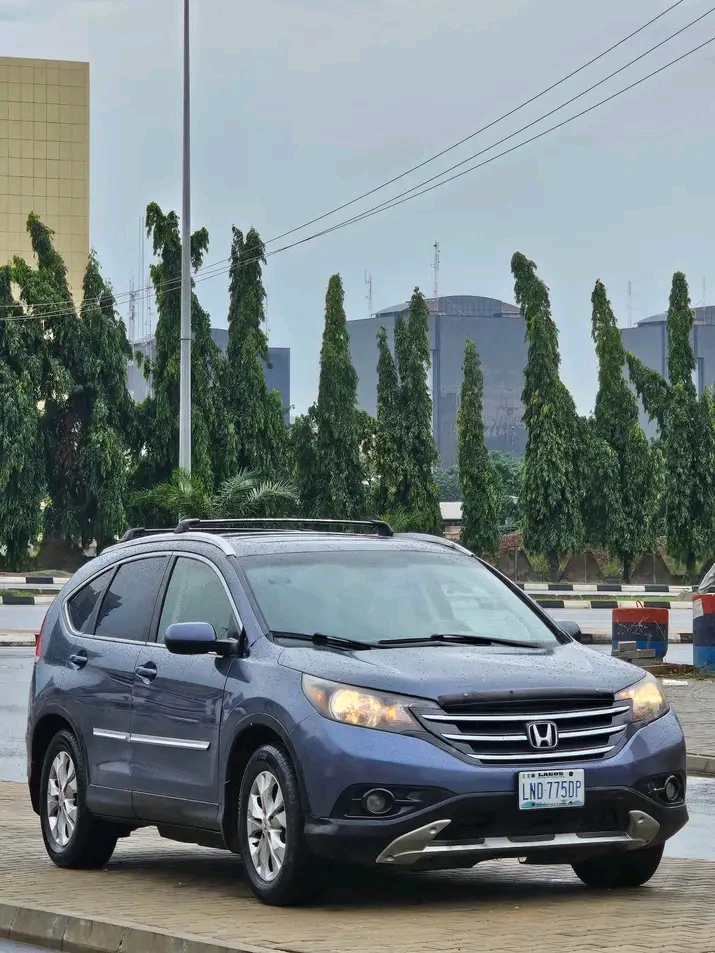 2013 Honda CR-V โ photo 1