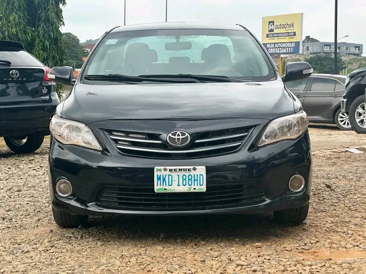 2012 Toyota Corolla โ photo 1
