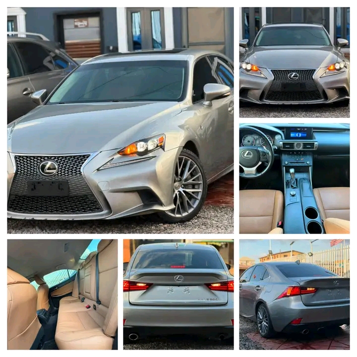 2016 Lexus IS 300