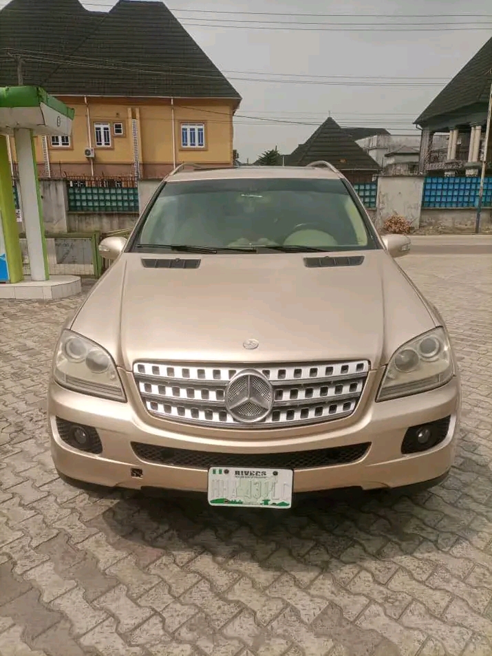 Mercedes ML 350 — photo 1