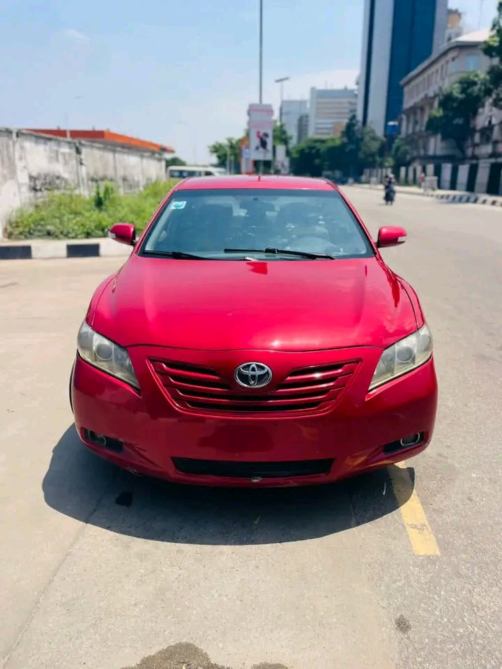 2008 Toyota Camry โ photo 1