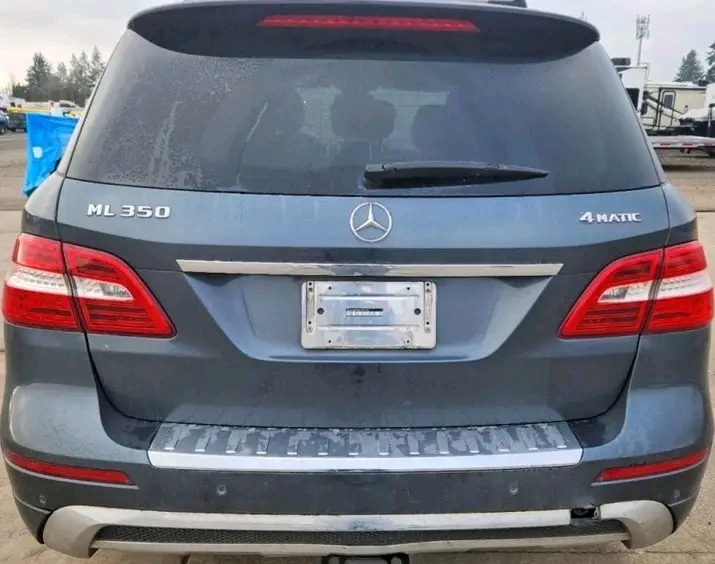 2014 Mercedes Benz ML350 โ photo 1