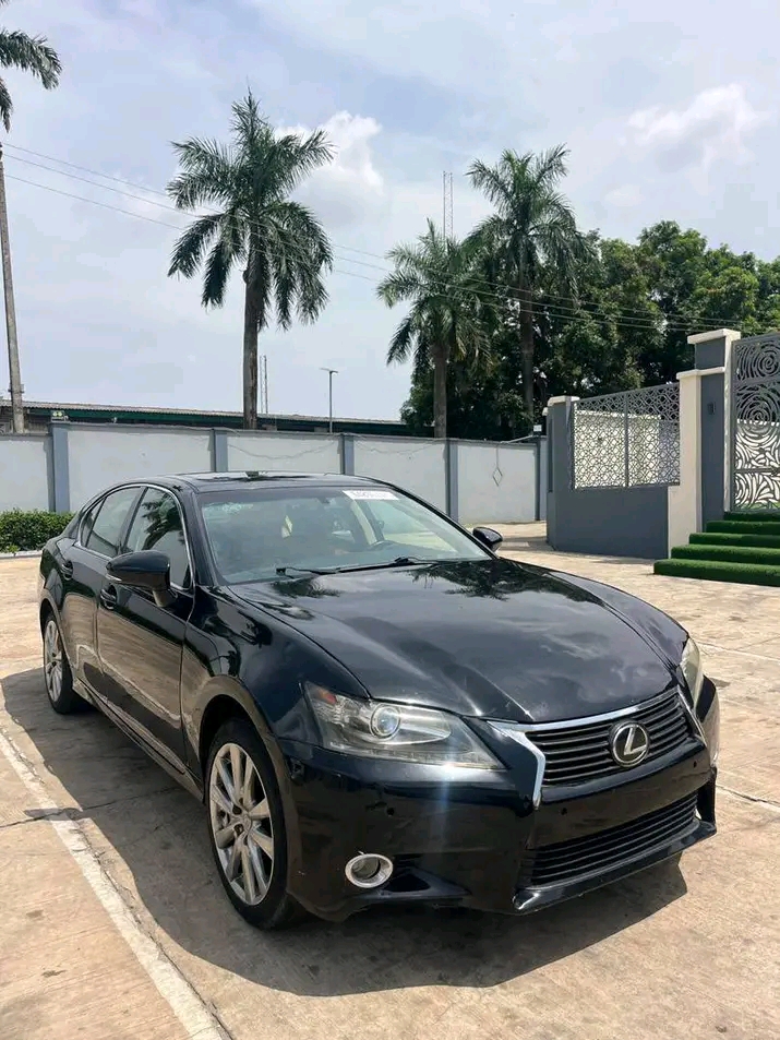 2015 Lexus GS350 โ photo 1