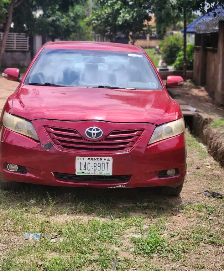 2008 Toyota Camry โ photo 1