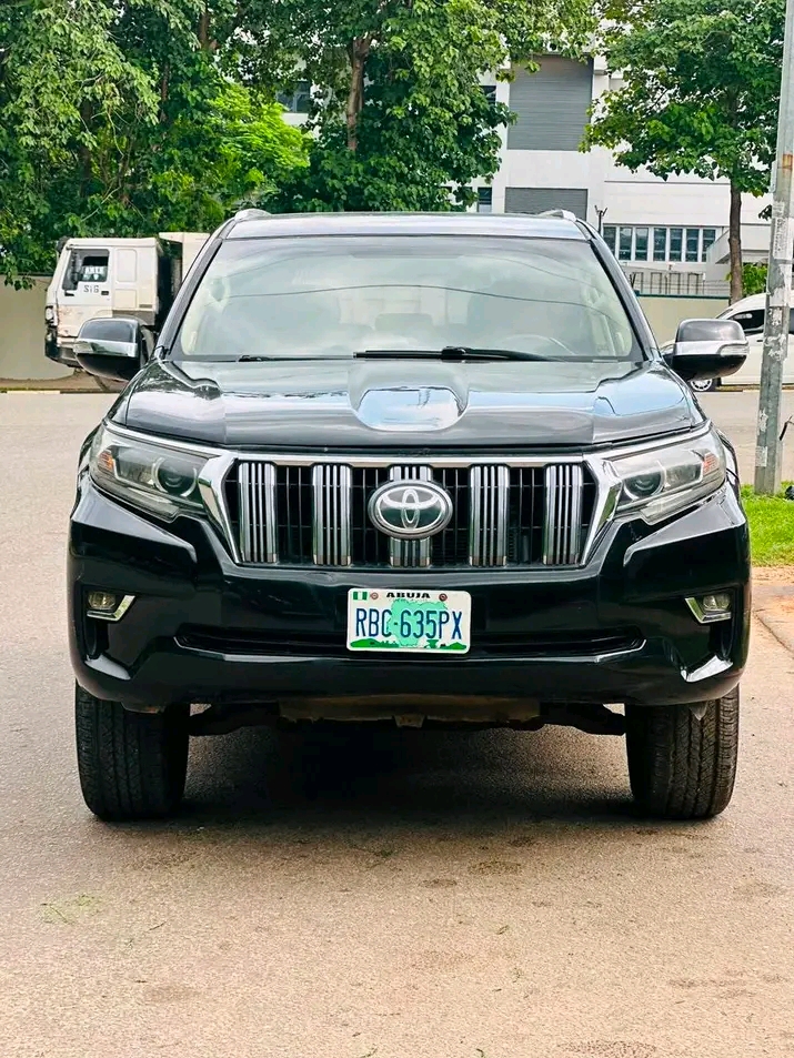 2015 Toyota Land Cruiser Prado โ photo 1