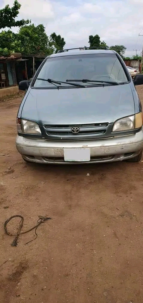 Toyota sienna 