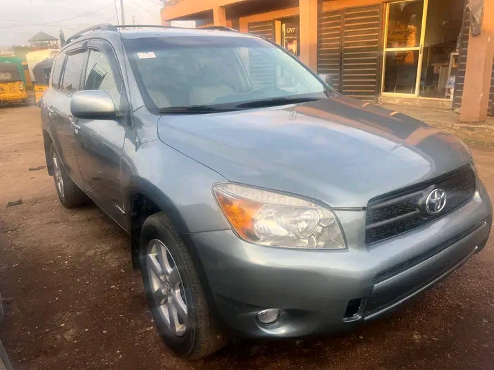 2008 Toyota RAV4 โ photo 1