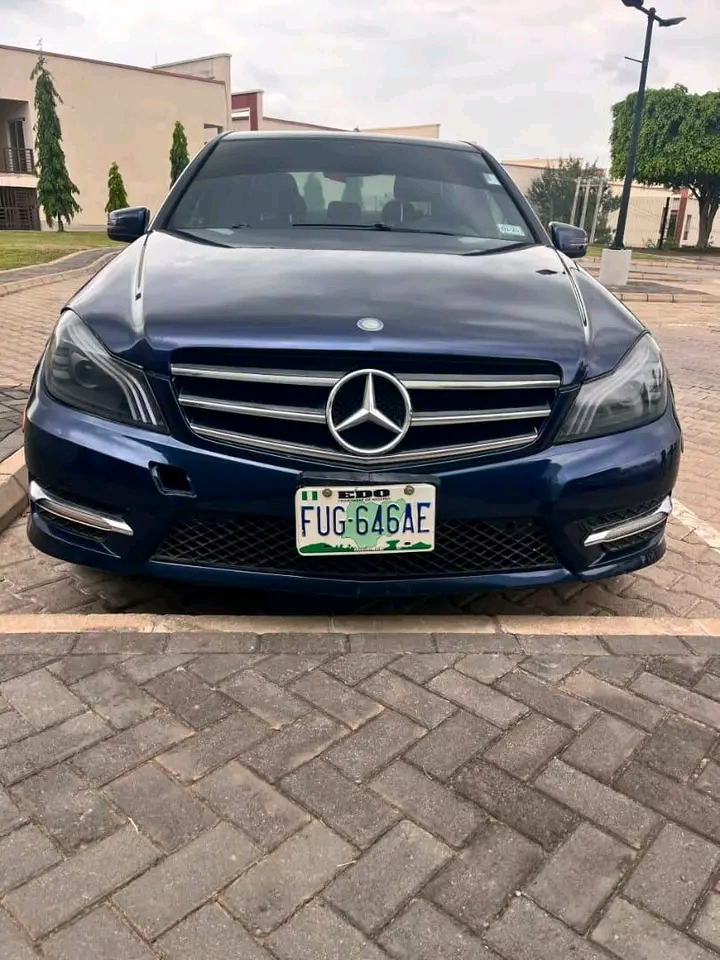 2013 Mercedes-Benz C300