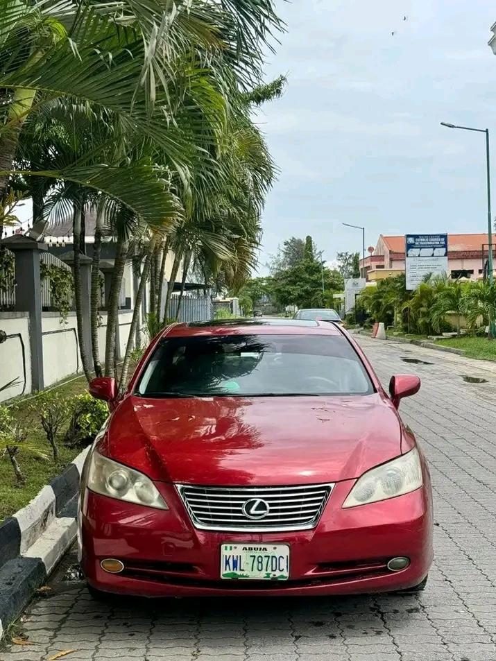 2009 Lexus ES350 โ photo 1
