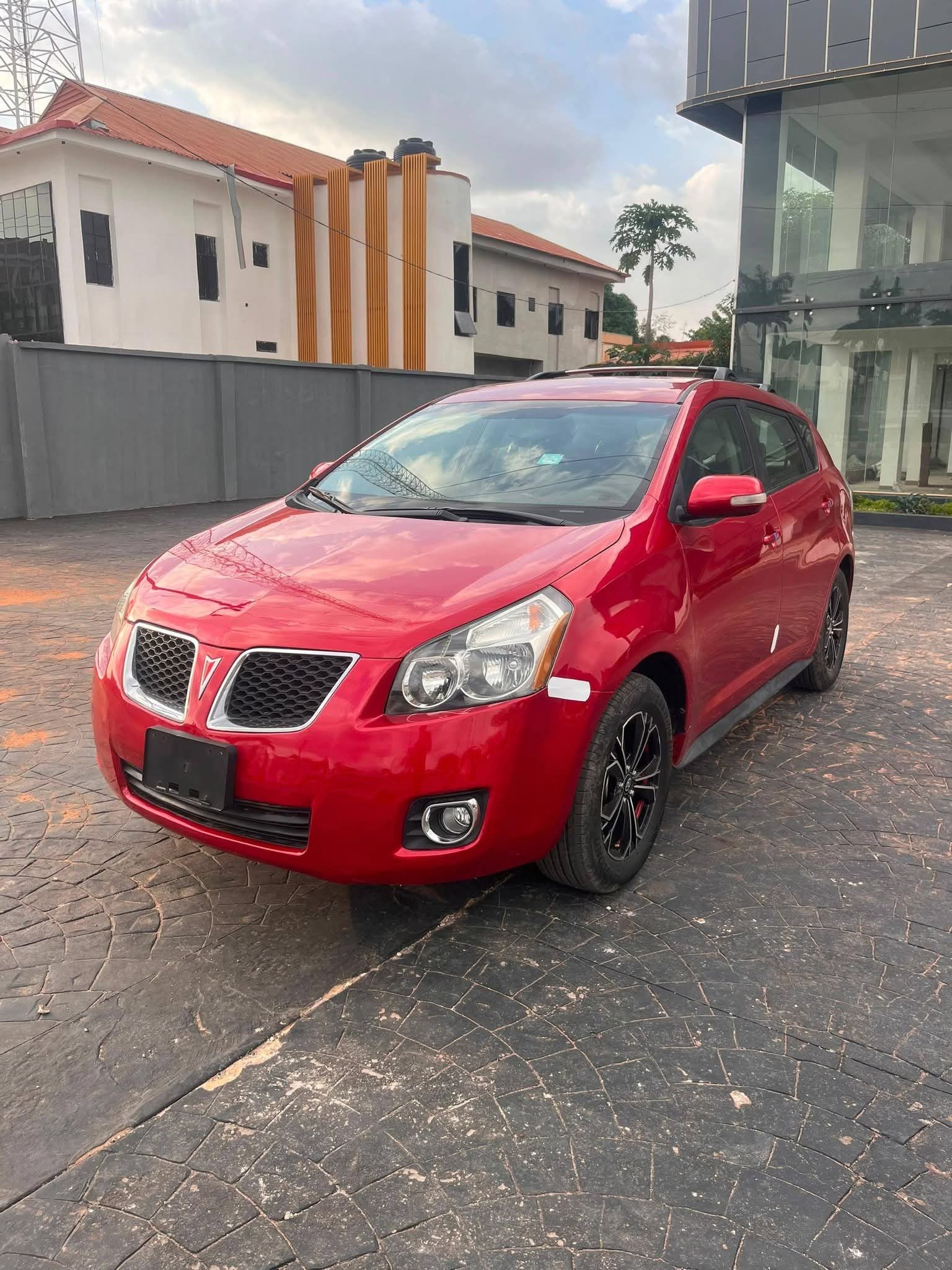 2010 Pontiac Vibe — photo 1