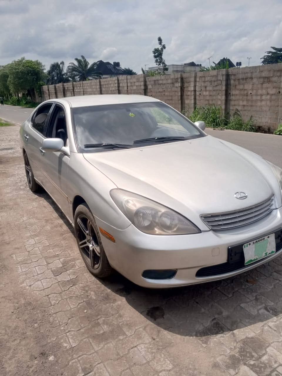 Lexus ES300